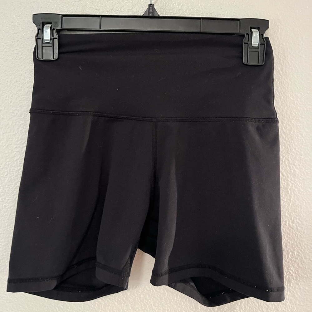 black biker shorts